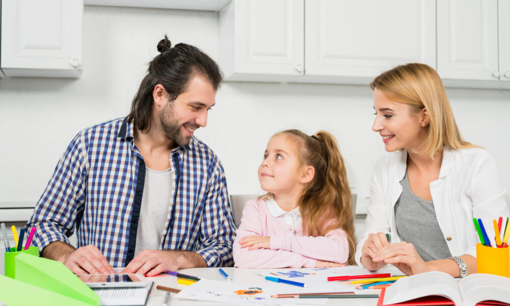Einfache Erziehungstipps für glückliche Kinder